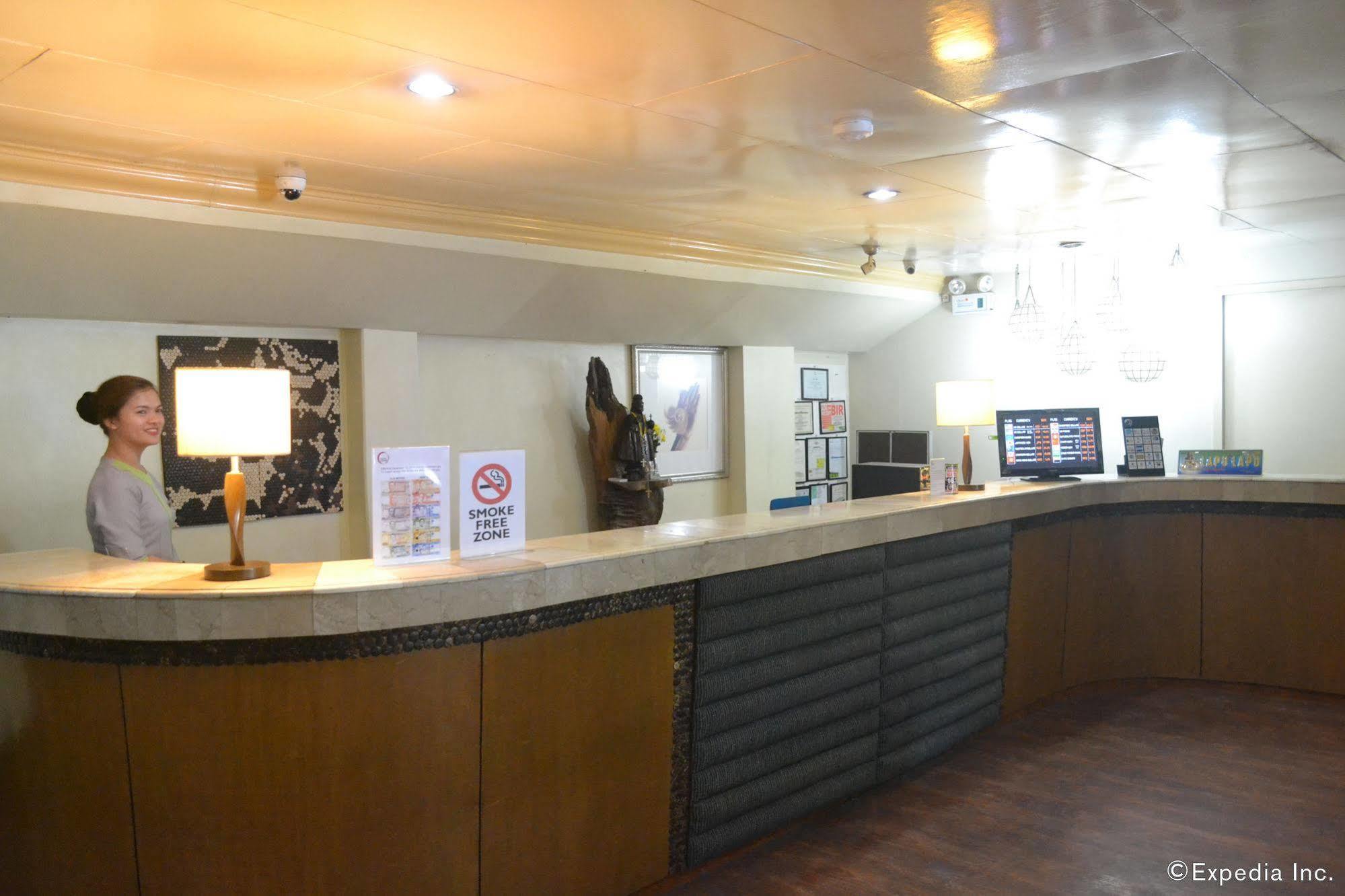 Hotel Cesario Lapu-Lapu City Esterno foto