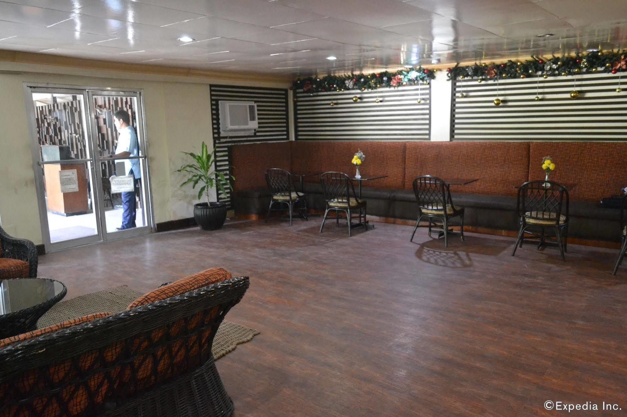 Hotel Cesario Lapu-Lapu City Esterno foto