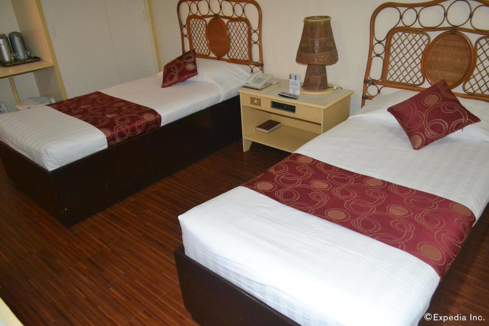 Hotel Cesario Lapu-Lapu City Esterno foto