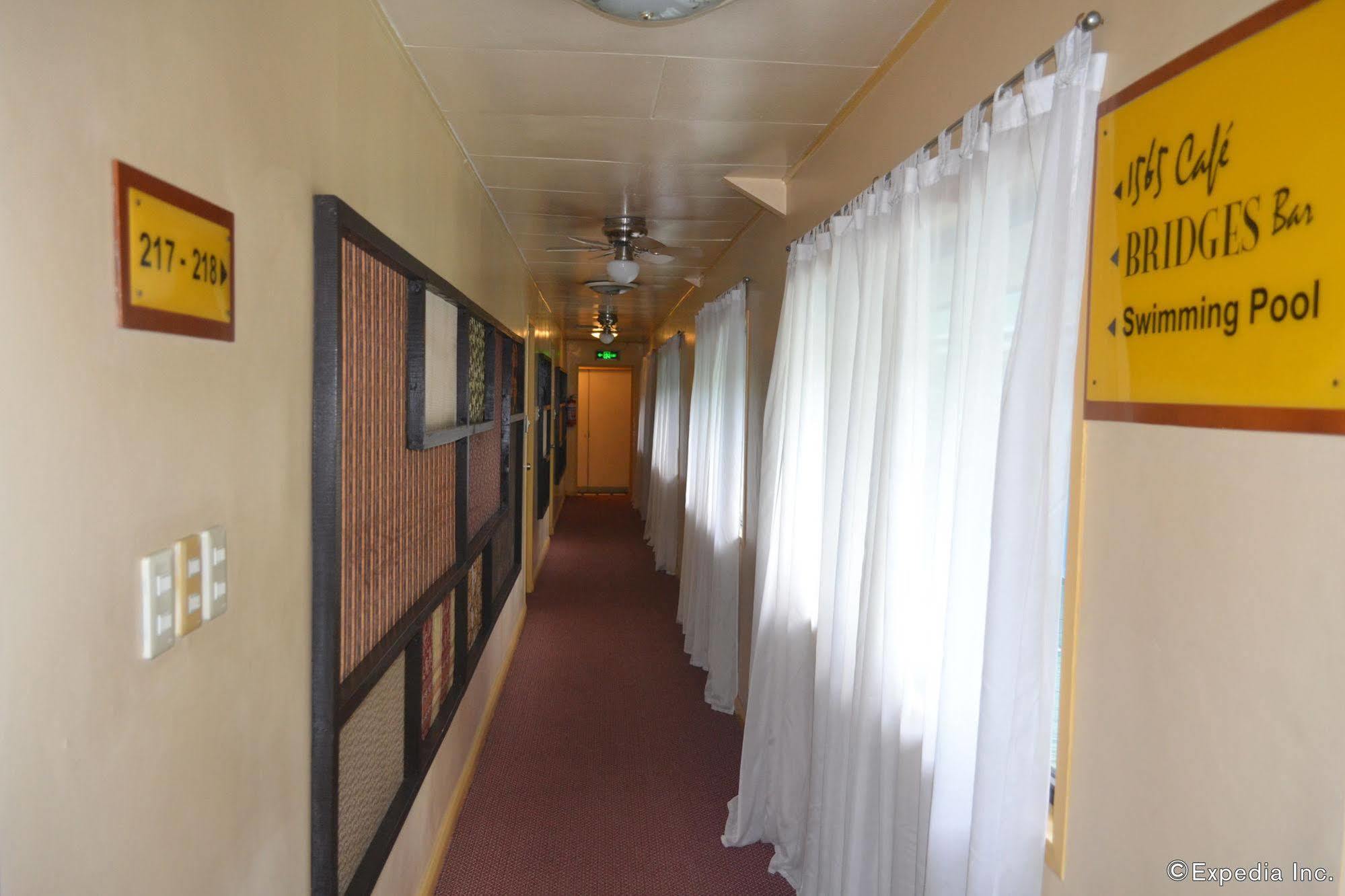 Hotel Cesario Lapu-Lapu City Esterno foto